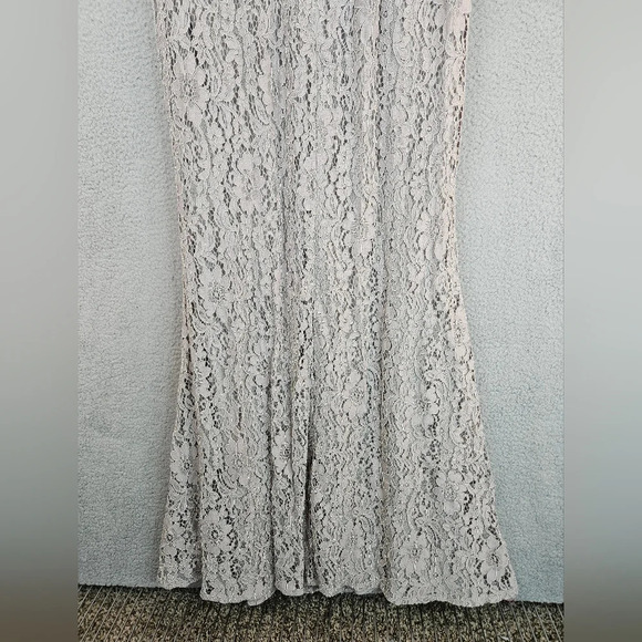 Hayley Paige Maxi Dress Womens Sz 14 Hazel lace flower Overlay Form Fitting - Picture 10 of 14